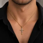 Pánsky prívesok Kríž s Ježišom Kristom zo žltého zlata, 14k